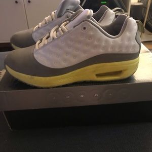 Jordans CMFT Air 13 GS size 5Y